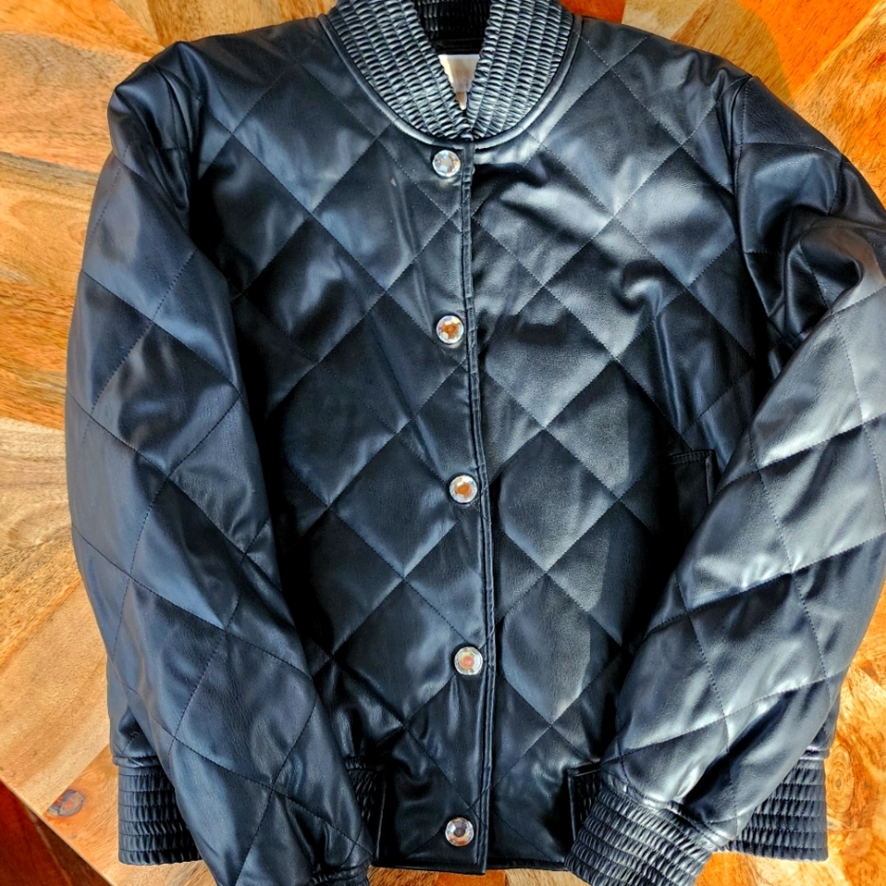 Michael Kors Quilted Bomber Jacket Size S but fits like a M - Picture 13 of 16
